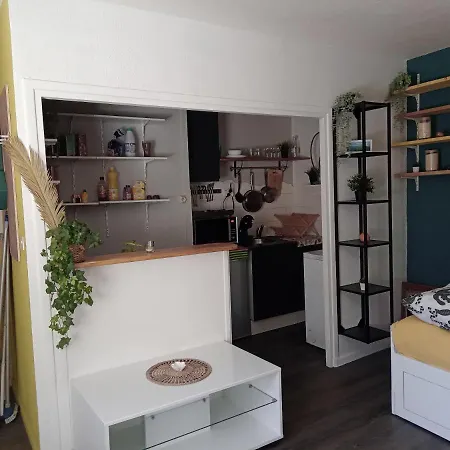 Calme, Hyper Centre. Apartment