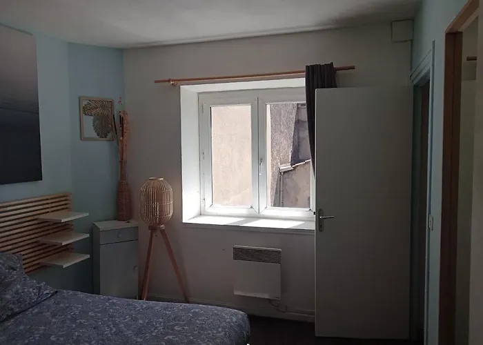 Calme, Hyper Centre. Apartamento